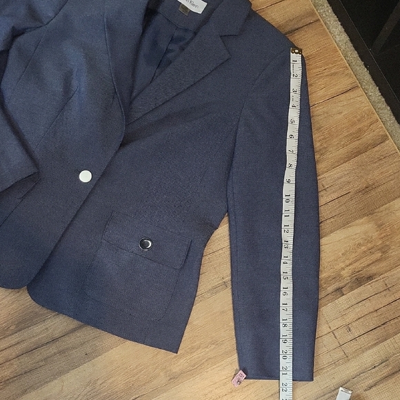 CALVIN KLEIN Blue Vicose Blend Notched Lapel Silvertone Grommet Detail Blazer - Picture 13 of 14